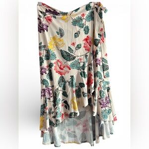 Lularoe size medium Bella ruffle wrap skirt 

#kiddoscloset #lularoe #bella